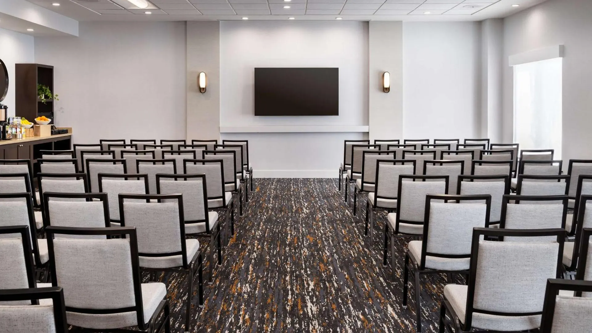 Hyatt Place At Anaheim Resort / Convention Center Hotel