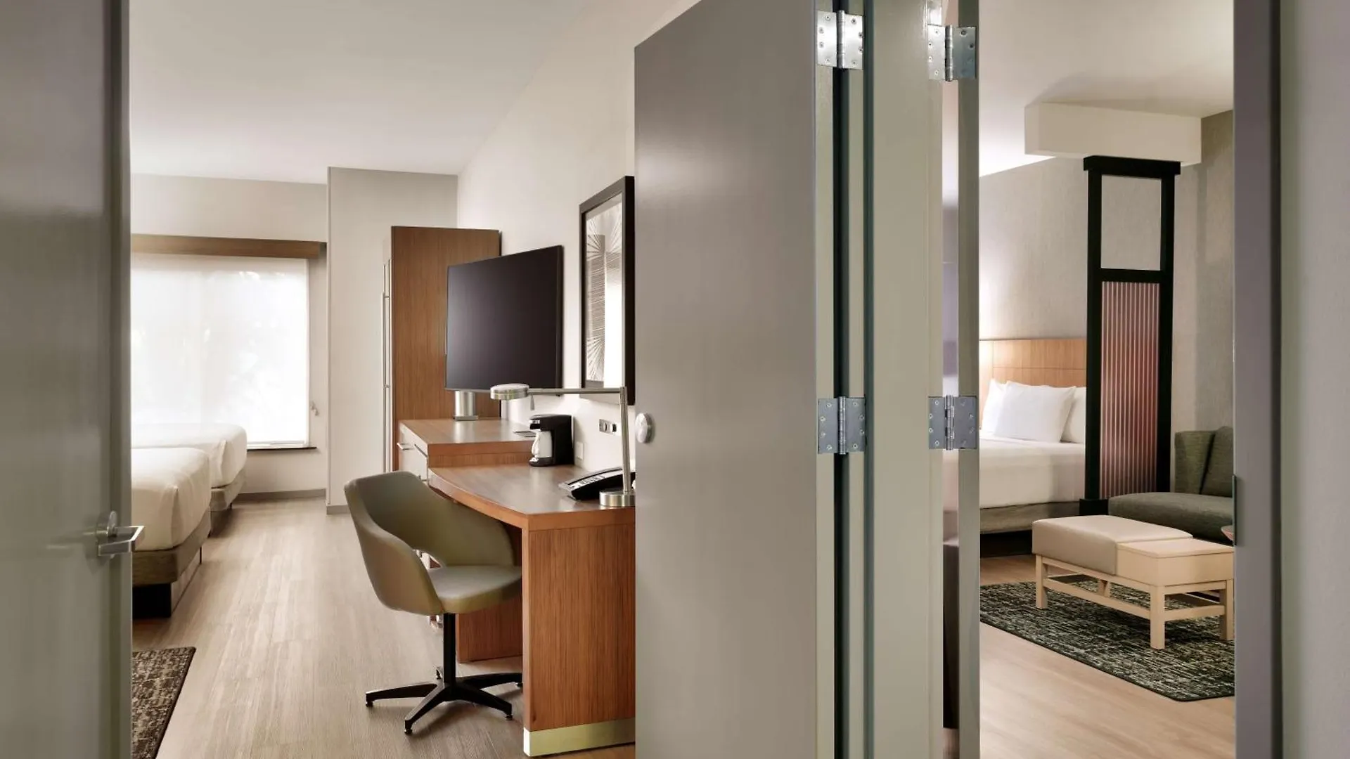 Hotel Hyatt Place At Anaheim Resort / Convention Center