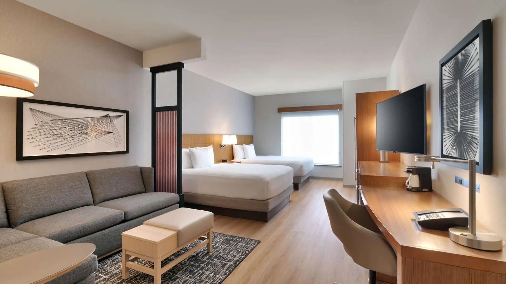 Hyatt Place At Anaheim Resort / Convention Center 3*,