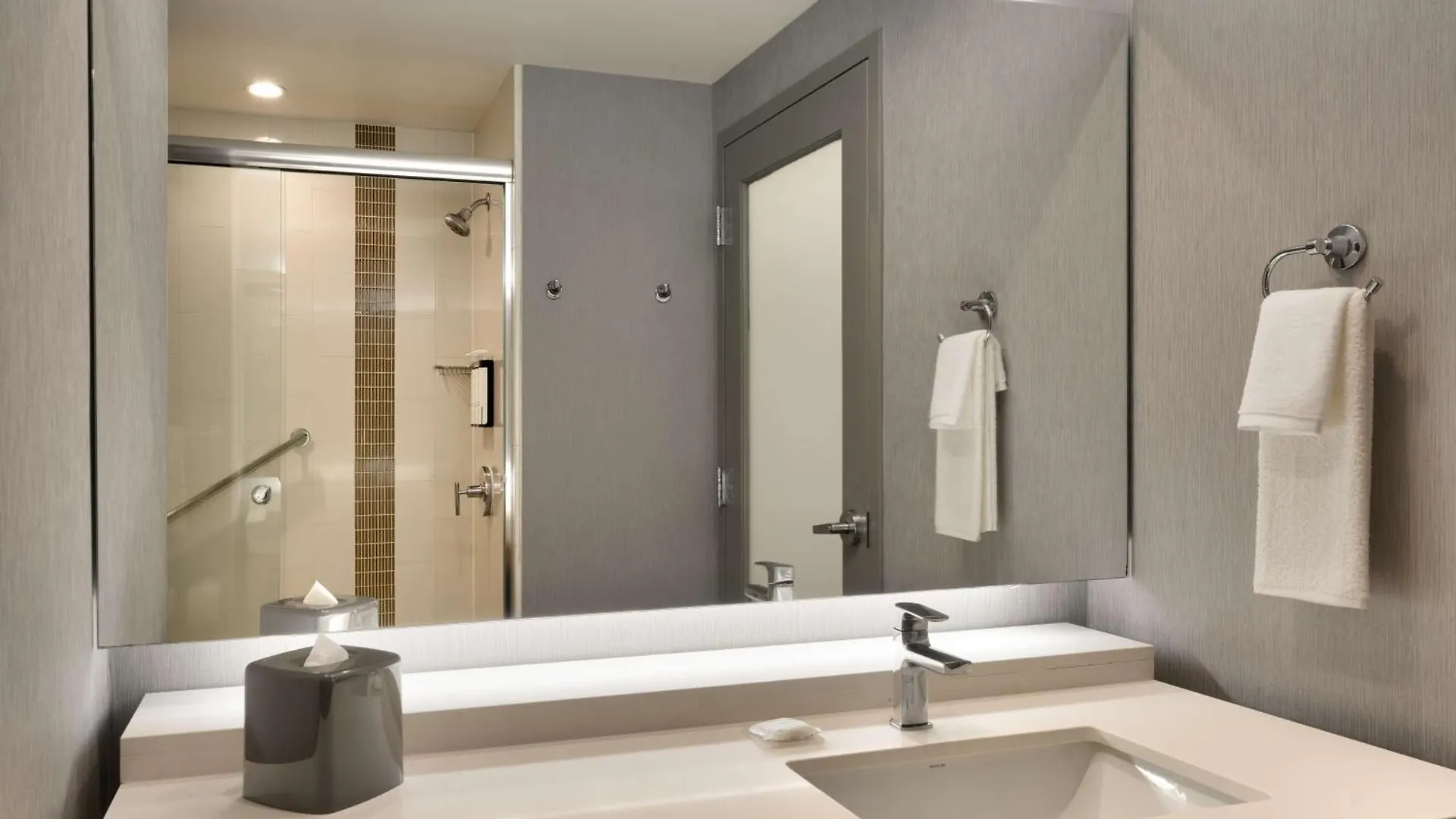 Hyatt Place At Anaheim Resort / Convention Center