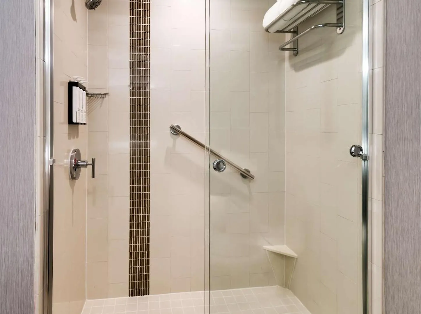 Hyatt Place At Anaheim Resort / Convention Center